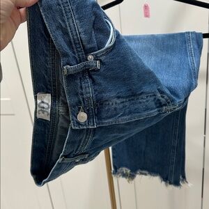 WE THE FREE Jeans - High RISE STRAIGHT DISTRESSED JEANS